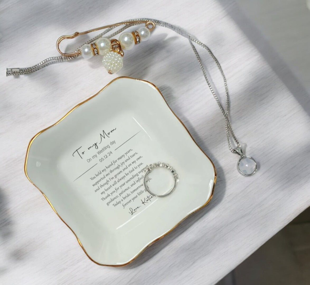 Personalized Mom Ring Dish, To My Mom On My Wedding Day | Wedding Jewelry Holder Gift Ideas from Daughter