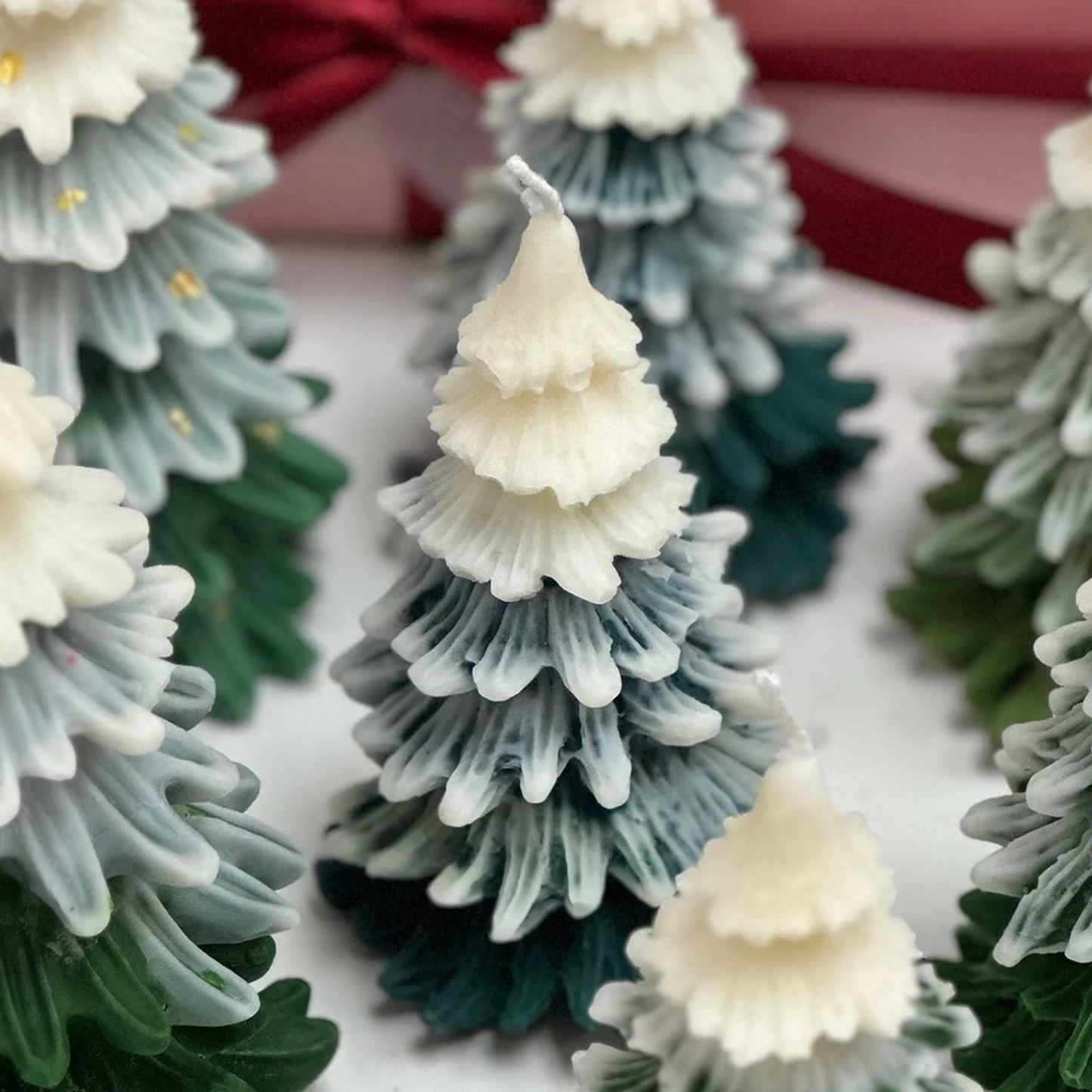 Large Cute Christmas Tree Candle for Holiday Decor | Unique Gift Idea - 9x8cm Soy Wax